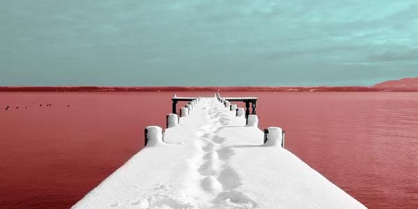 Agua piscina fria caliente